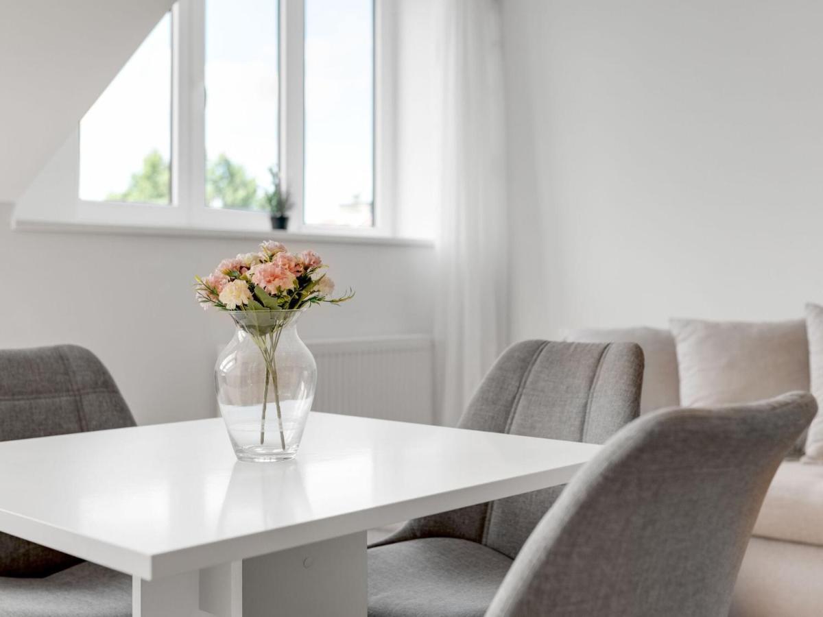 Elegant Apartment In Vienna With Patio Bagian luar foto